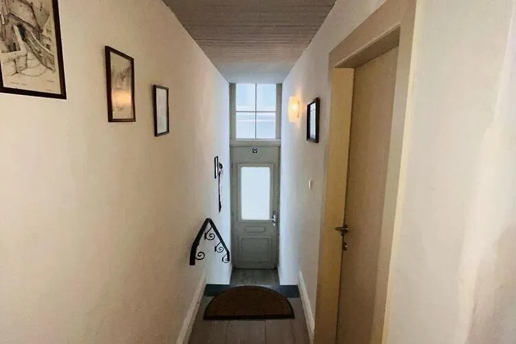 Cosy Holiday Home In Oostende With Terrace Belgique